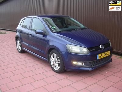 Blauw (metallic) Occasion 2012 VW Polo Comfortline Hatchback | € 2.100 (Goede deal)