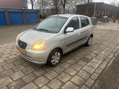 Occasion Kia Picanto 61 PK (44 kW) 2004 Grijs Hatchback