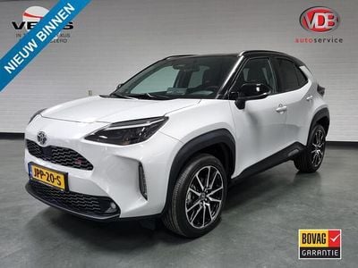 Grijs (metallic) Occasion 2024 Toyota Yaris Cross Sport SUV | € 33.990 (Eerlijke prijs)