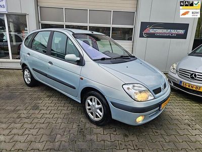 Grijs Gebruikt 2002 Renault Scénic MPV | € 1.650 (Eerlijke prijs)
