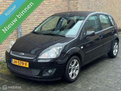 Zwart Gebruikt 2007 Ford Fiesta Cool & Sound Edition Hatchback | € 1.499 (Eerlijke prijs)