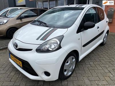 tweedehands Toyota Aygo 1.0 VVT-i Now airco nette auto