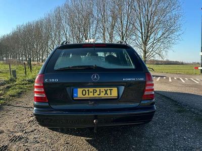 Mercedes C180