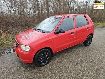 Rood Occasion 2002 Suzuki Alto GLS Hatchback | € 995 (Eerlijke prijs)
