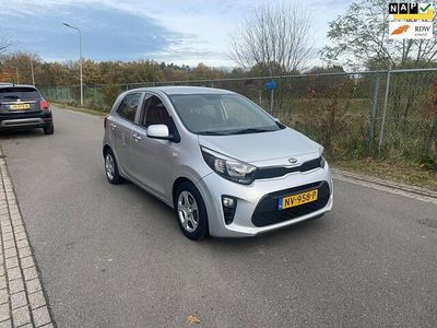 Grijs (metallic) Gebruikt 2017 Kia Picanto Comfort Hatchback | € 6.250 (Eerlijke prijs)
