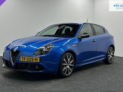 Occasion Alfa Romeo Giulietta Super 120 PK (88 kW) 2018 Blauw Hatchback