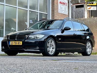 BMW 325