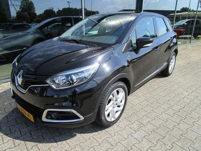 Zwart Gebruikt 2014 Renault Captur Dynamique SUV | € 8.995 (Iets duurder)