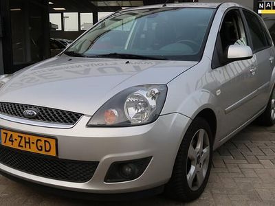 Occasion Ford Fiesta Futura 69 PK (50 kW) 2008 Grijs Hatchback