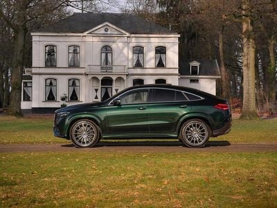 Groen (metallic) Occasion 2024 Mercedes GLE450 AMG AMG Line Premium Plus Coupé | € 109.500