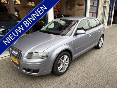 Occasion Audi A3 Sportback Attraction 116 PK (85 kW) 2004 Grijs Hatchback
