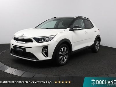 (bud) clear white/black s Occasion 2021 Kia Stonic Plus SUV | € 16.500 (Goede deal)