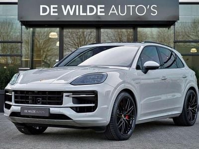 Grijs Occasion 2024 Porsche Cayenne SUV | € 119.900 (Goede deal)