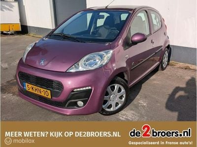 Occasion Peugeot 107 Envy 68 PK (50 kW) 2013 Paars Hatchback