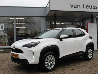 Wit Occasion 2022 Toyota Yaris Cross Active SUV | € 23.400 (Goede deal)