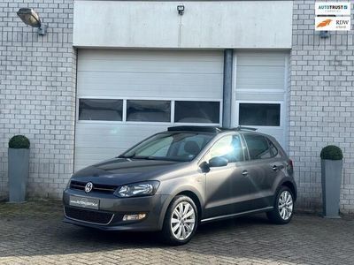 Grijs Occasion 2013 VW Polo Highline Hatchback | € 9.450 (Iets duurder)