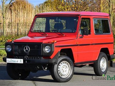 Rood Gebruikt 1987 Mercedes 200 Hatchback | € 32.900