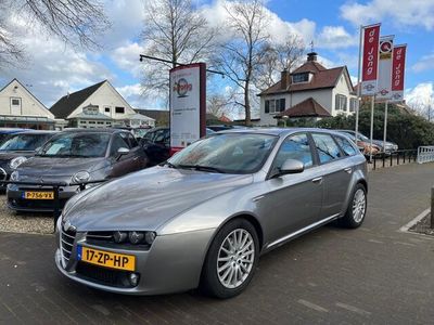 tweedehands Alfa Romeo 159 1.9 JTD BUSINESS / LEDER / CRUISE CTR. / TREKHAAK