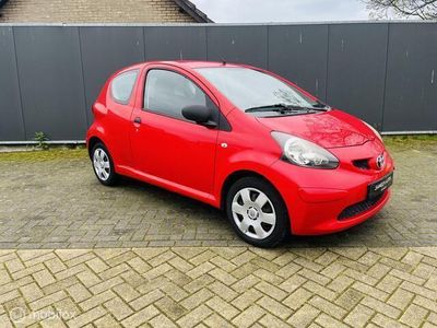 tweedehands Toyota Aygo 1.0-12V Access/apk 1-2025