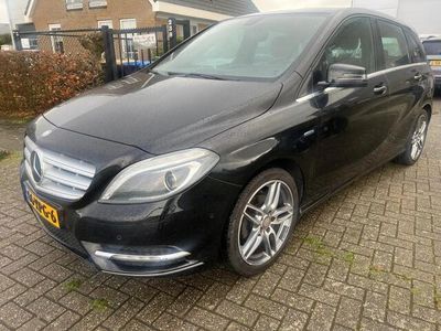 tweedehands Mercedes B180 AMBITION