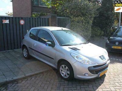 tweedehands Peugeot 206+ 206 + 1.1 Accent Airco/Nette auto/ lichte schade