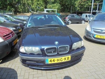 BMW 318