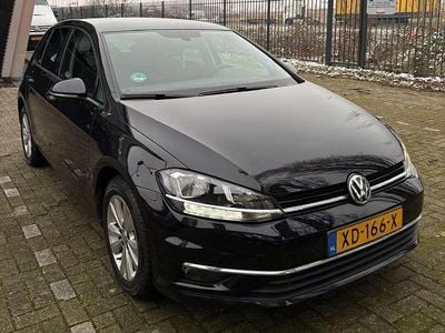 Zwart Occasion 2019 VW Golf VII Stationwagen | € 16.950 (Goede deal)
