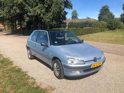 Peugeot 106