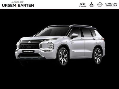 Licht wit Nieuw 2025 Mitsubishi Outlander P-HEV Instyle SUV | € 59.830 (Duur)