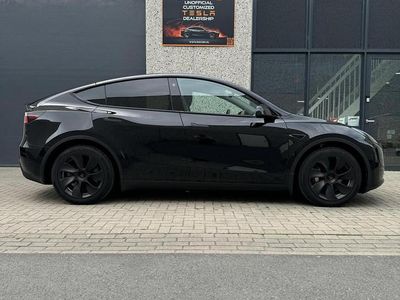 Zwart Gebruikt 2024 Tesla Model Y RWD SUV | € 36.890 (Eerlijke prijs)