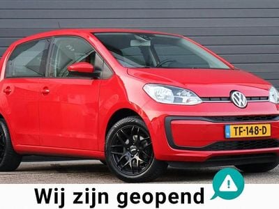 Rood Gebruikt 2018 VW up! move up! Hatchback | € 7.750 (Eerlijke prijs)