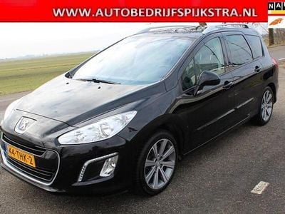 Occasion Peugeot 308 SW Signature Sky 156 PK (114 kW) 2012 Zwart Stationwagen