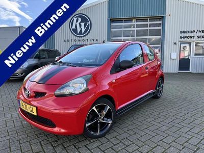 tweedehands Toyota Aygo 1.0-12V Str bekr / Lm velgen / Lage km stand N.A.P.