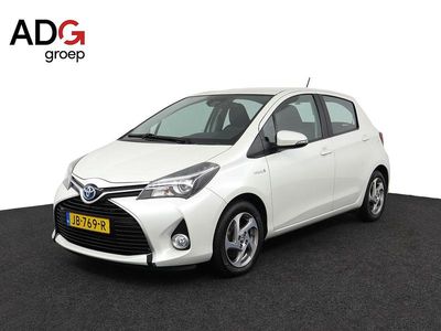 Wit Gebruikt 2016 Toyota Yaris Hybrid Trend Hatchback | € 14.750 (Eerlijke prijs)