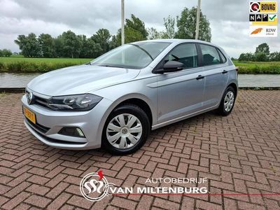 Grijs, metallic lak Gebruikt 2019 VW Polo Trendline Hatchback | € 9.950 (Goede deal)