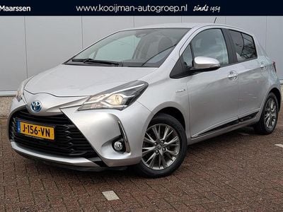 Grijs Occasion 2017 Toyota Yaris Hybrid Hatchback | € 16.299 (Eerlijke prijs)