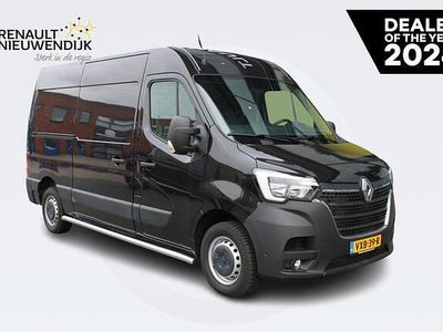Zwart nacre 676 Gebruikt 2023 Renault Master Komfort Van | € 25.900 (Eerlijke prijs)