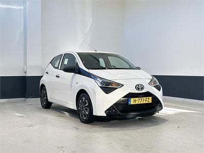 Wit Gebruikt 2020 Toyota Aygo Hatchback | € 9.449 (Goede deal)