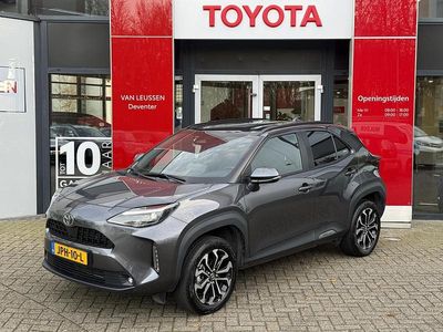 Grijs Occasion 2025 Toyota Yaris Cross SUV | € 28.900 (Eerlijke prijs)