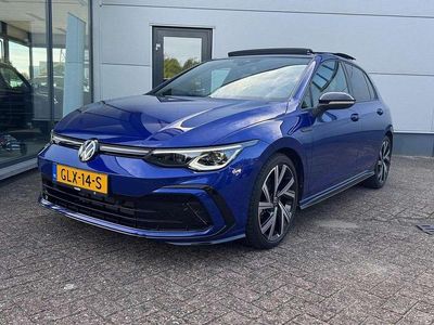 Blauw Occasion 2023 VW Golf VIII R-line Hatchback | € 28.950 (Eerlijke prijs)