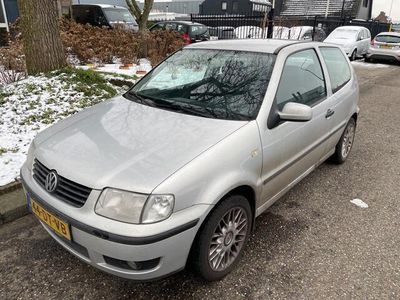 tweedehands VW Polo 1.4 Trendline [bj 2000] 3DRS-Nieuwe APK