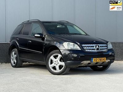 Mercedes 320