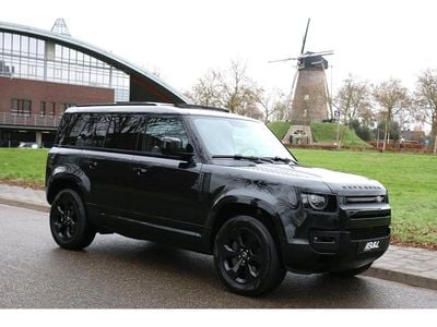 Zwart Occasion 2021 Land Rover Defender HSE SUV | € 73.750
