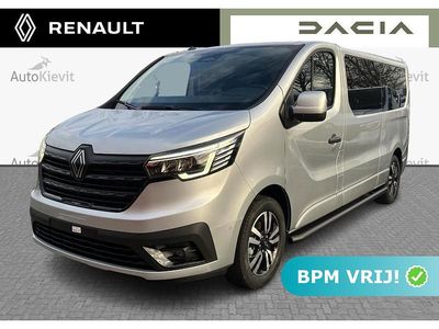 Grijs Occasion 2024 Renault Trafic MPV | € 34.950 (Goede deal)