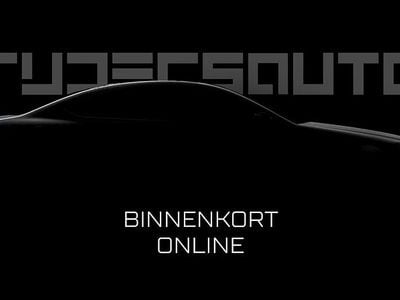 Occasion Land Rover Defender S 122 PK (89 kW) 2014 Grijs (metallic) Pickup