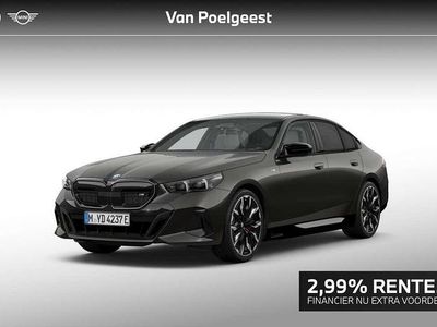 Grijs, metallic lak Nieuw 2025 BMW i5 M Sport Sedan | € 120.926