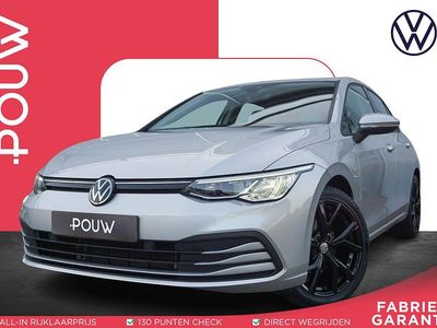 Grijs Gebruikt 2023 VW Golf VIII Life Hatchback | € 23.750 (Eerlijke prijs)