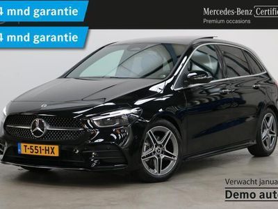 tweedehands Mercedes B200 AMG Line Model 2023 | Panorama dak