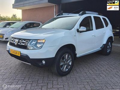Wit Occasion 2016 Dacia Duster Lauréate SUV | € 11.950 (Iets duurder)