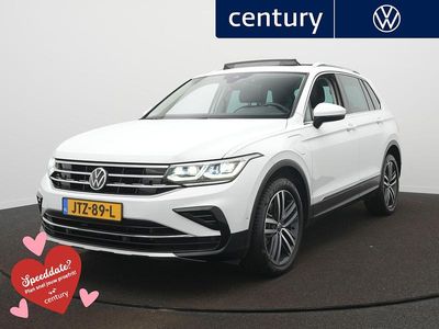 Wit Occasion 2021 VW Tiguan Elegance SUV | € 27.900 (Iets duurder)